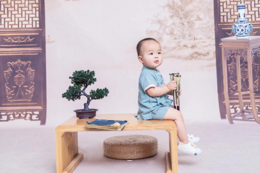 辽阳宝宝多久不用拍嗝