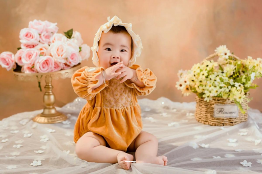 辽阳宝宝摔到后脑勺